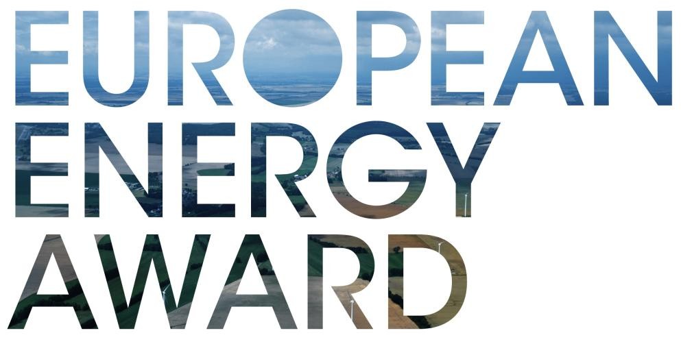 Das Foto zeigt das Logo des European Energy Award als Schriftzug.